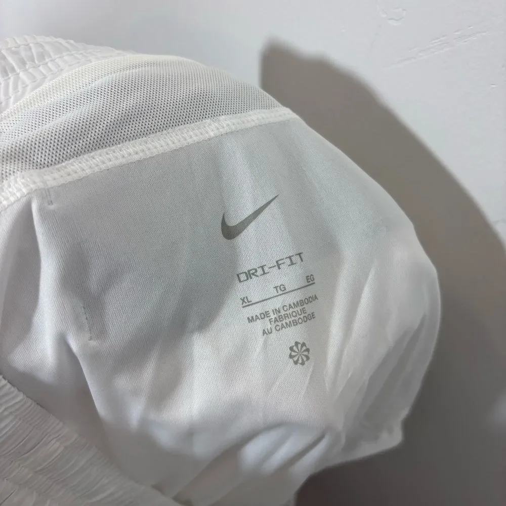 2 Pairs of Nike Tempo Women’s Lined Running Shorts XL NWT NEW Gray White